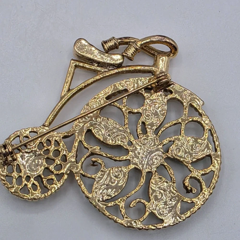 Vintage Bicycle Brooch Gold Tone‎ Turquoise Enamel Pearl Accents Pin Intricate